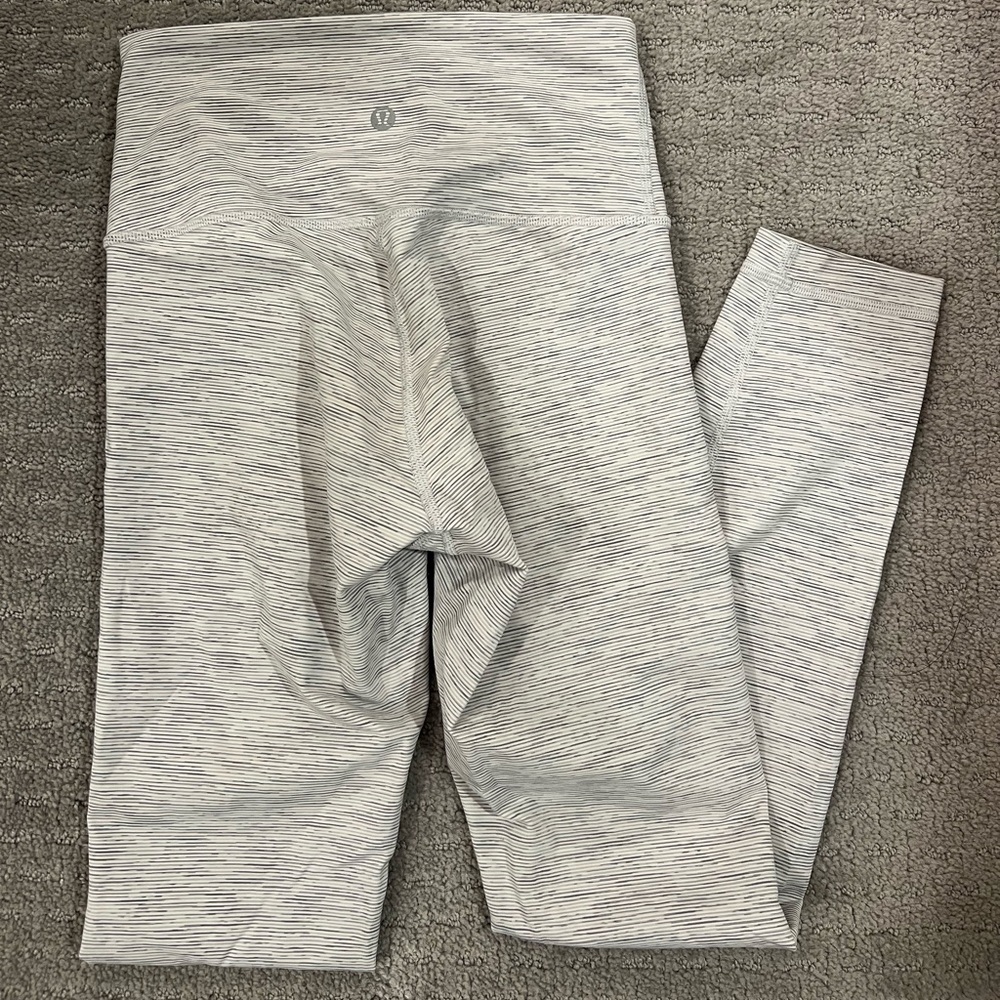 Lululemon 7/8 leggings size 4
